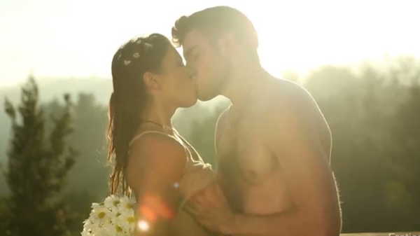 Порно видео Романтический секс молодой пары.   