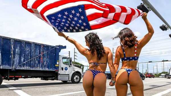 Porn video Two hot babes with juicy asses decided to celebrate Independence Day properly